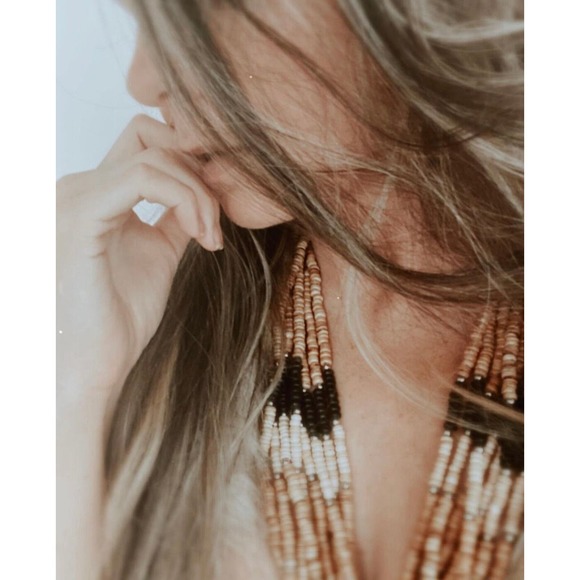 Vintage Neutral Tribal Style Multi- Layer Beaded Necklace, boho bohemian ethnic - Picture 3 of 6